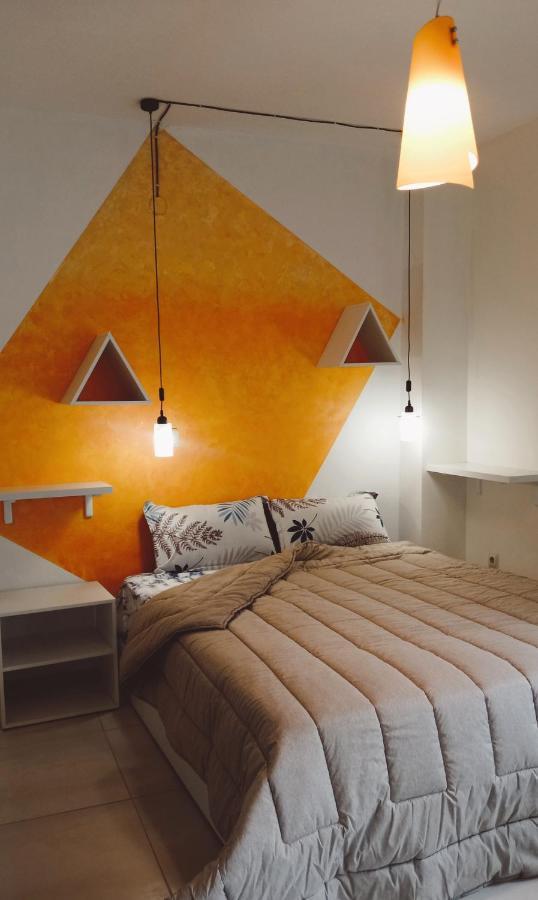 Sunny Street Apartment テッサロニキ エクステリア 写真